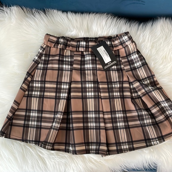 PLT Stone Cold Scuba Pleated Mini Skirt - Picture 4 of 9